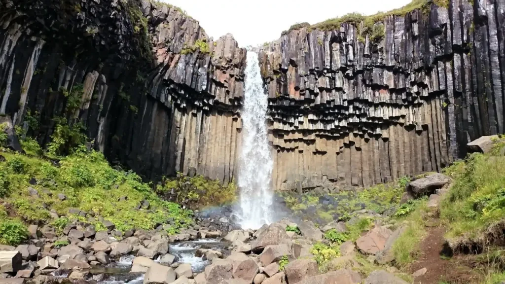 Cascada de Svartifoss