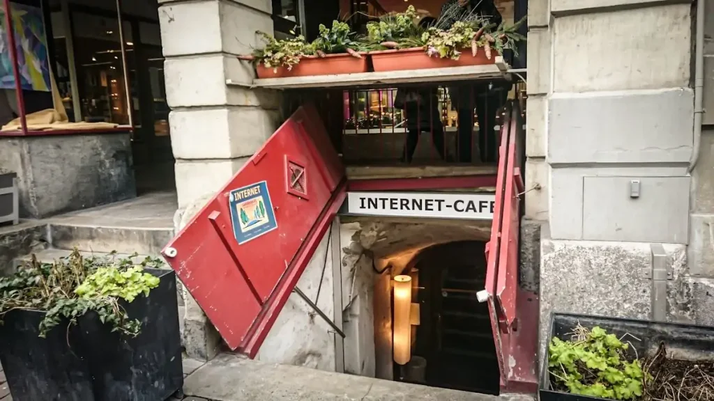 Comercios en bodegas subterráneas en Berna, Suiza