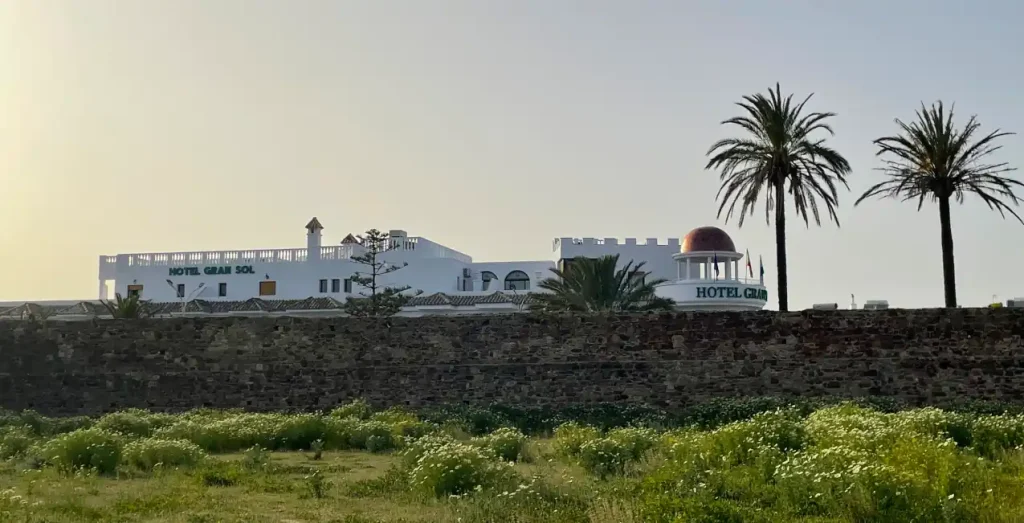 Hotel Gran Sol. Alojamiento en Zahara de los Atunes