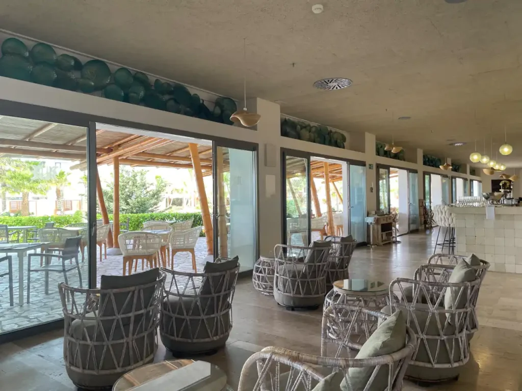 Zona Bar Zahara Beach. Alojamiento en Zahara de los Atunes